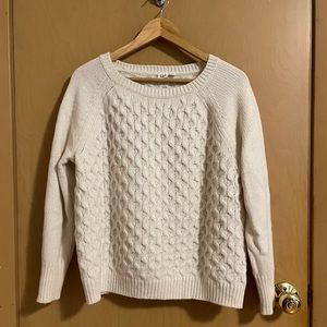 Gap Honeycomb Cable sweater in off-white.